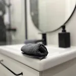 Modern A Belvaros Koezepen Parkoloval- Kata Studioapartman * Győr